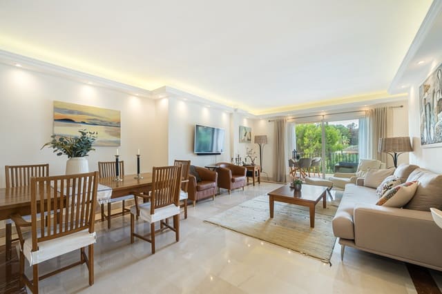 3 slaapkamer Appartement te koop in Santa Ponsa, Calvià met zwembad - € 895.000 (Ref: 9337780)