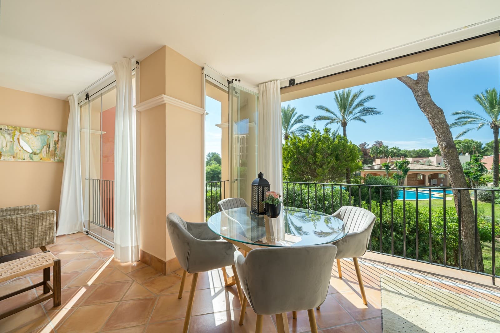 3 bedroom Apartment for sale in Santa Ponsa with pool - € 865,000 (Ref: 9337780)