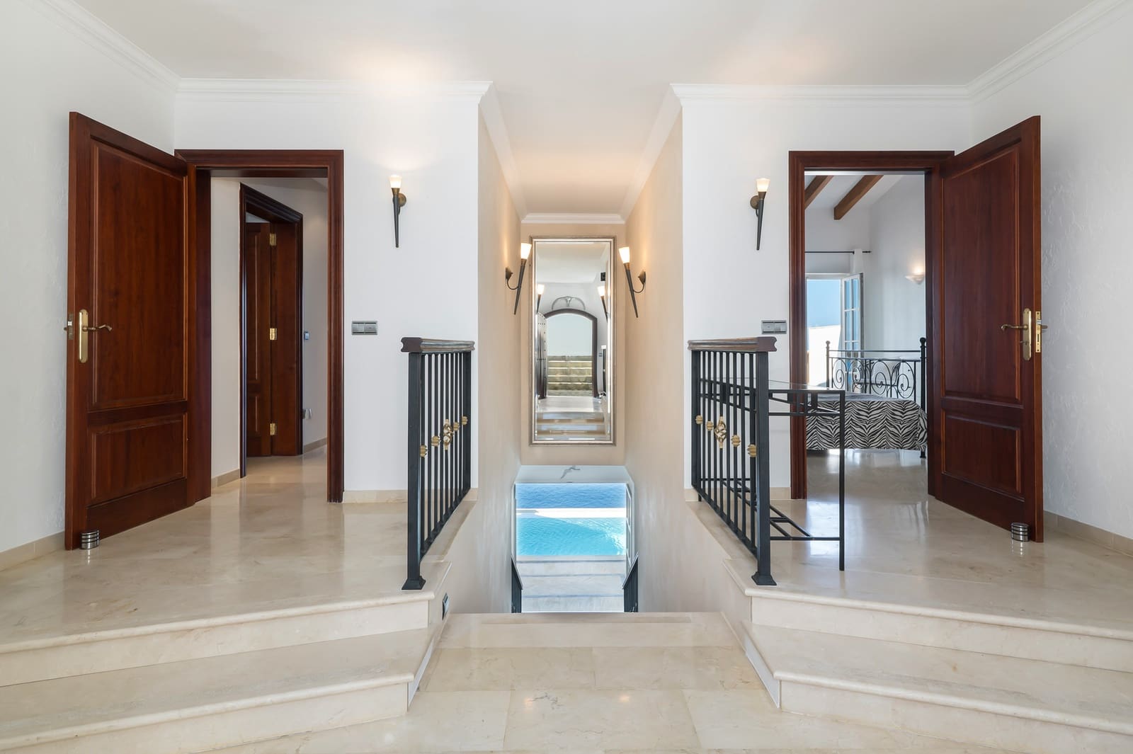 3 soverom Hus til salgs i El Toro / Port Adriano med svømmebasseng - € 3 750 000 (Ref: 9341026)