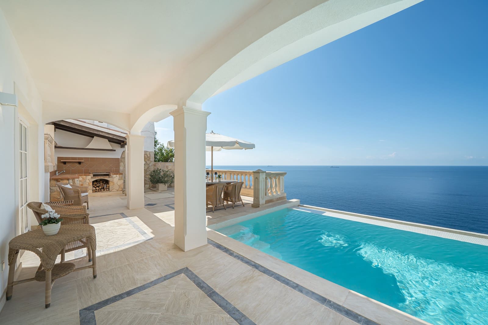 3 soverom Hus til salgs i El Toro / Port Adriano med svømmebasseng - € 3 750 000 (Ref: 9341026)