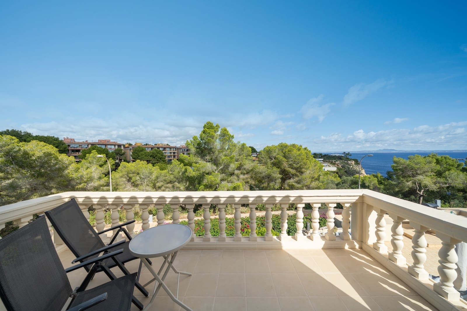4 bedroom Villa for sale in Portals Vells with pool - € 2,350,000 (Ref: 9357097)