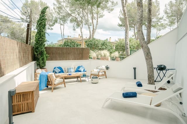 2 sypialnia Apartament na sprzedaż w Santa Ponsa, Calvià z basenem garażem - 925 000 € (Ref: 9385208)