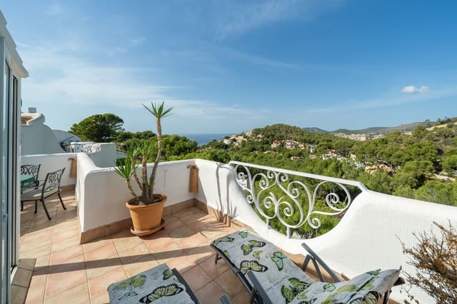 4 soveværelse Byhus til salg i Costa de la Calma, Calvià - € 1.200.000 (Ref: 9422057)