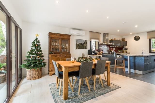 4 camera da letto Villa in vendita in Costa de la Calma, Calvià con piscina garage - 1.795.000 € (Rif: 9465333)