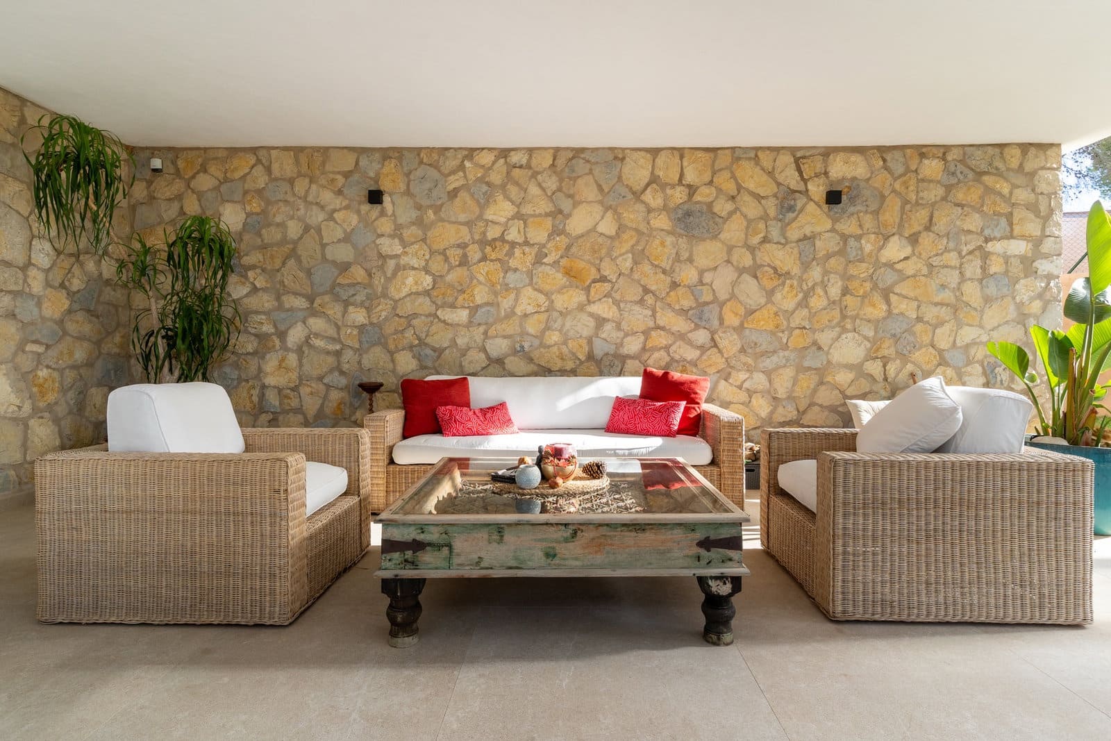 4 bedroom Villa for sale in Costa de la Calma with pool garage - € 1,795,000 (Ref: 9465333)