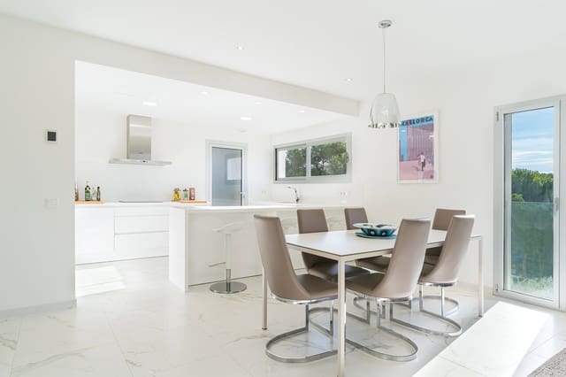 3 sypialnia Apartament na sprzedaż w Santa Ponsa, Calvià z basenem garażem - 1 250 000 € (Ref: 9474734)