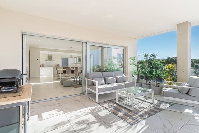 3 sypialnia Apartament na sprzedaż w Santa Ponsa, Calvià z basenem garażem - 1 250 000 € (Ref: 9474734)