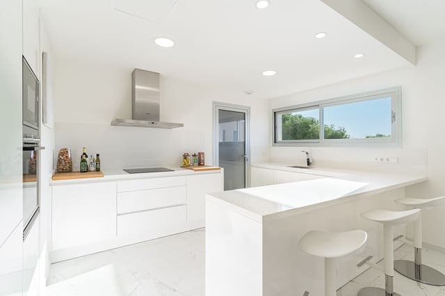 Piso de 3 habitaciones en Santa Ponsa, Calvià en venta - 1.250.000 € (Ref: 9474734)