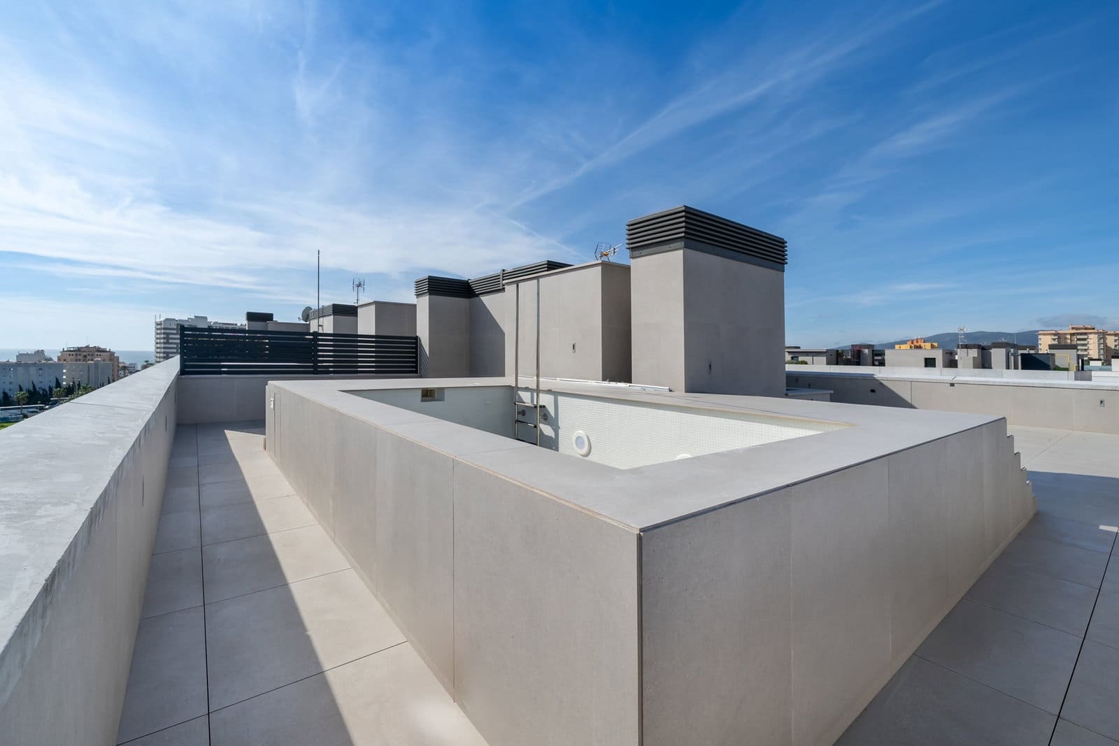 3 sypialnia Apartament na sprzedaż w Palma de Mallorca z basenem garażem - 2 800 000 € (Ref: 9634038)