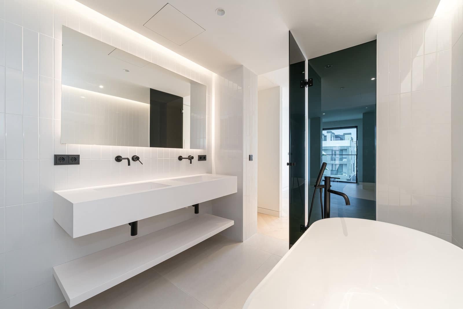 3 sypialnia Apartament na sprzedaż w Palma de Mallorca z basenem garażem - 2 800 000 € (Ref: 9634038)