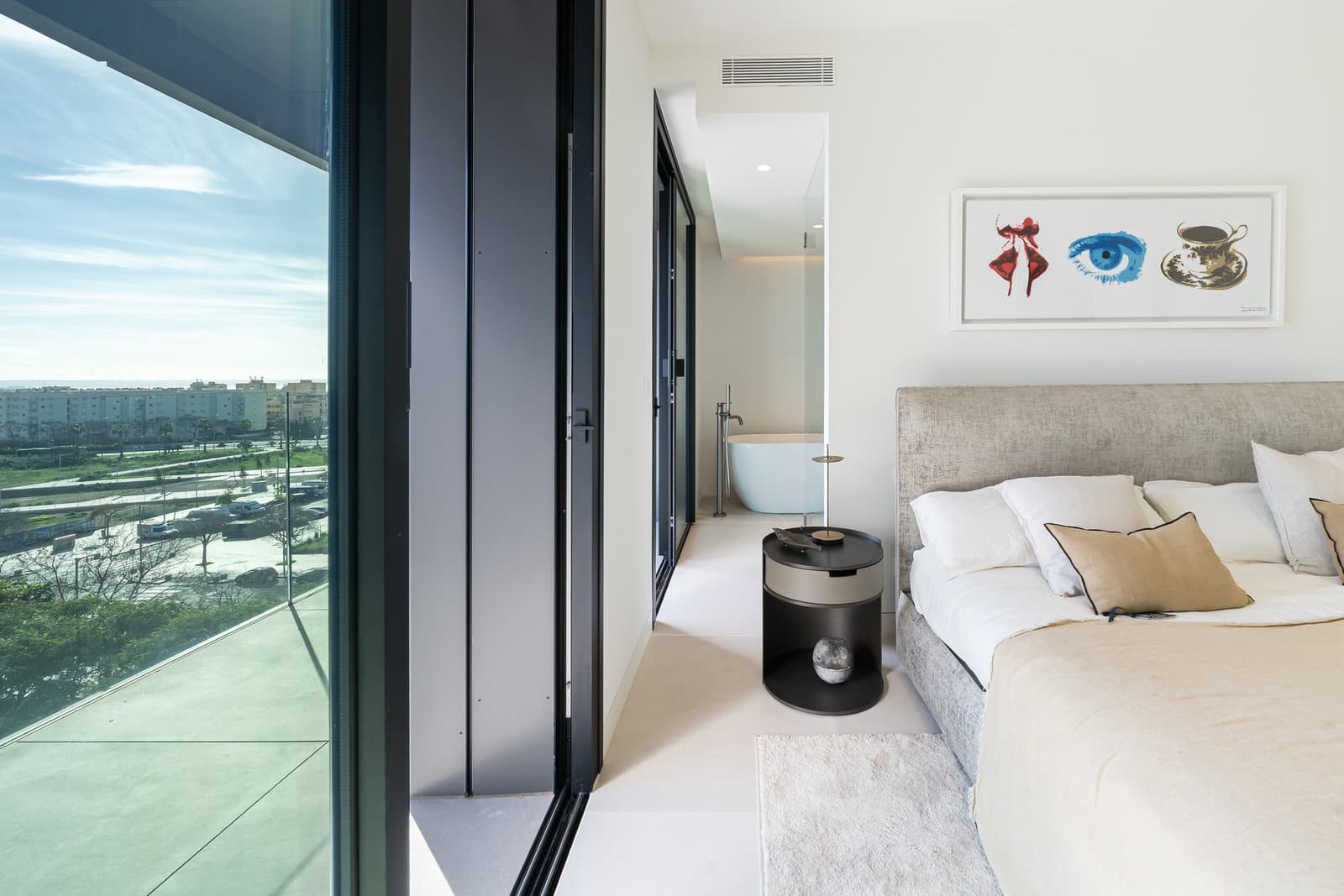2 sypialnia Apartament na sprzedaż w Palma de Mallorca z basenem garażem - 1 900 000 € (Ref: 9634039)