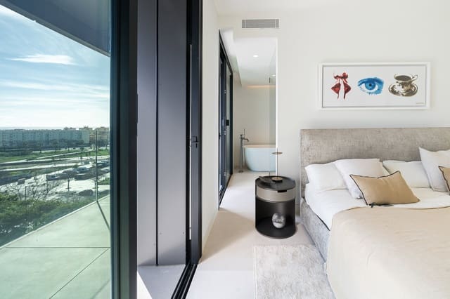 2 sypialnia Apartament na sprzedaż w La Seu, Palma de Mallorca z basenem garażem - 1 900 000 € (Ref: 9634039)