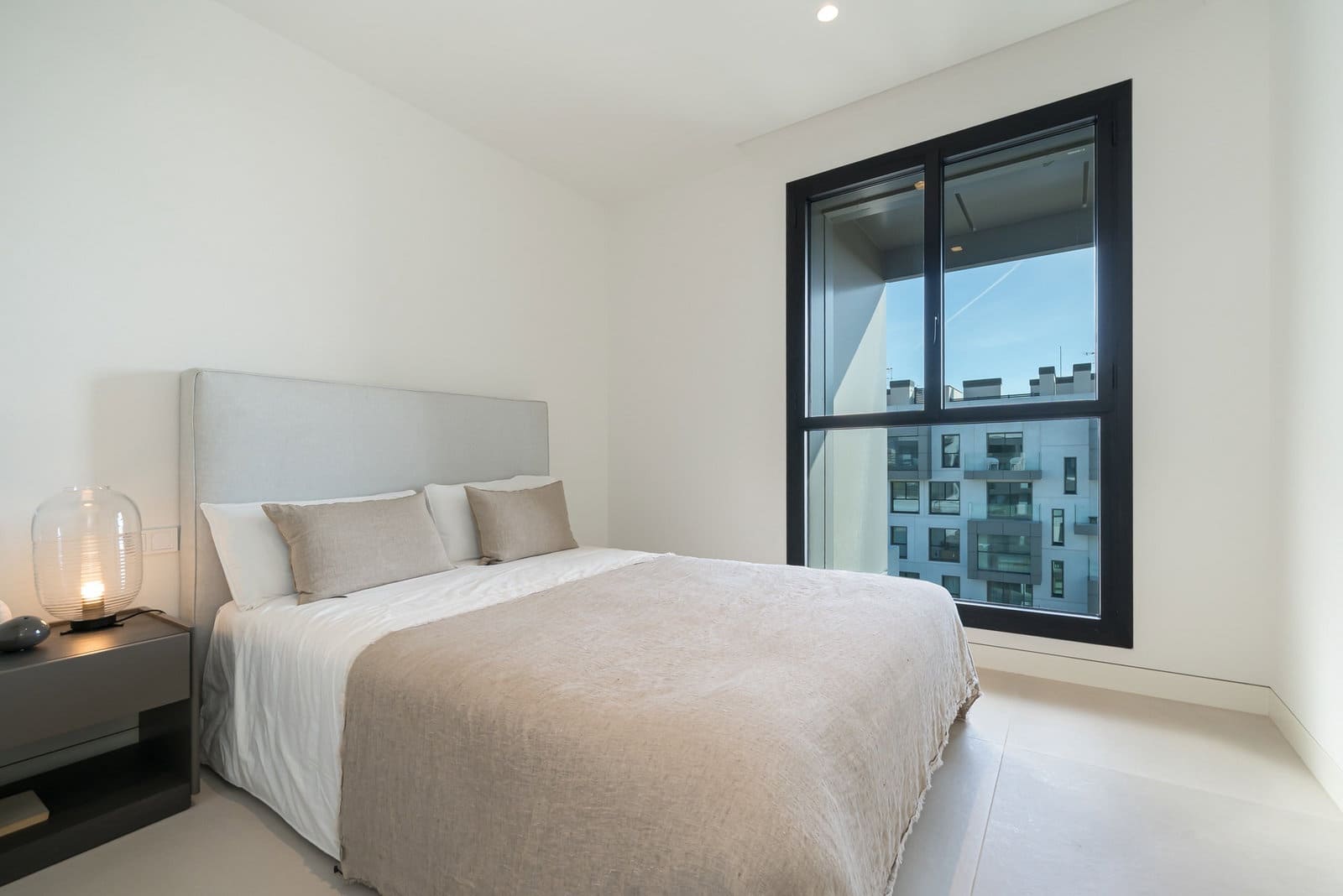 2 sypialnia Apartament na sprzedaż w Palma de Mallorca z basenem garażem - 1 900 000 € (Ref: 9634039)