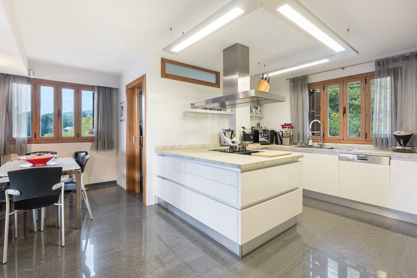 4 soverom Leilighet til salgs i Cas Catala med svømmebasseng garasje - € 1 790 000 (Ref: 9658456)