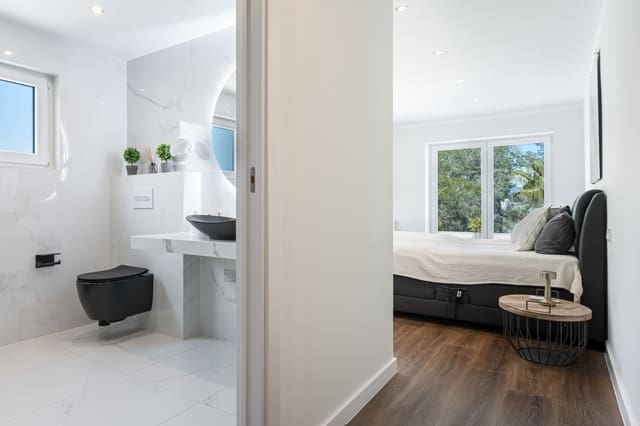 Chalet de 5 habitaciones en Cala Vinyes / Cala Vinyas / Cala Viñas, Calvià en venta con piscina - 2.595.000 € (Ref: 9663605)