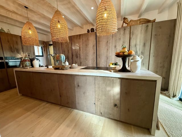 Finca/Casa Rural de 5 habitaciones en Llucmajor en venta con piscina - 4.450.000 € (Ref: 9673945)