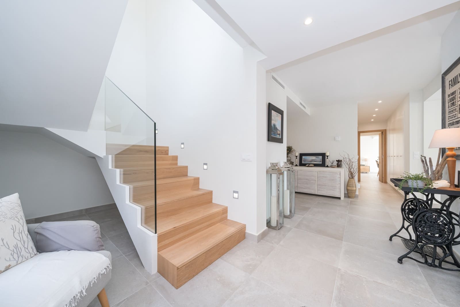 5 bedroom Villa for sale in Santa Ponsa with pool - € 2,995,000 (Ref: 9673946)