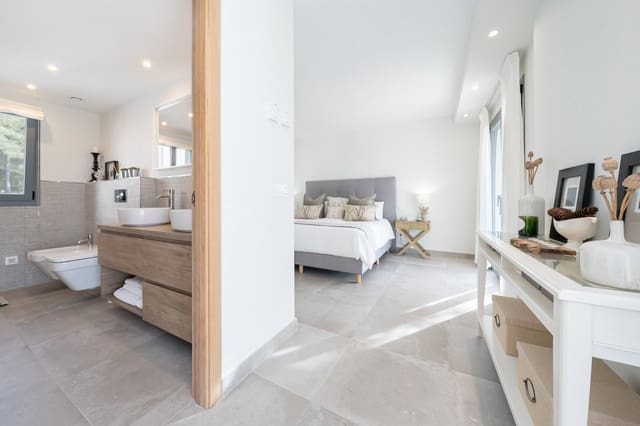 5 quarto Moradia para venda em Santa Ponsa, Calvià com piscina garagem - 2 995 000 € (Ref: 9673946)