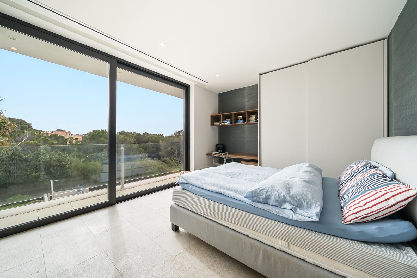 Chalet de 4 habitaciones en Santa Ponsa en venta con piscina - 4.500.000 € (Ref: 9673947)