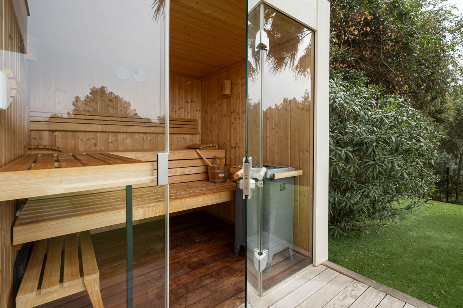 Chalet de 4 habitaciones en Santa Ponsa en venta con piscina - 4.500.000 € (Ref: 9673947)