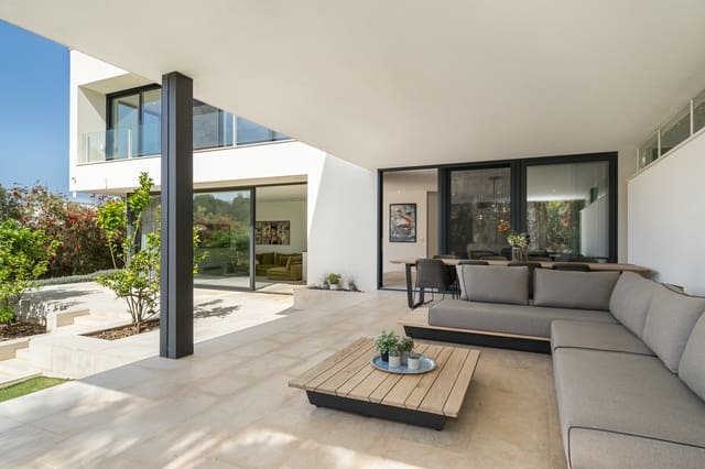 5 Zimmer Villa zu verkaufen in Santa Ponsa, Calvià mit Pool - 4.500.000 € (Ref: 9673947)
