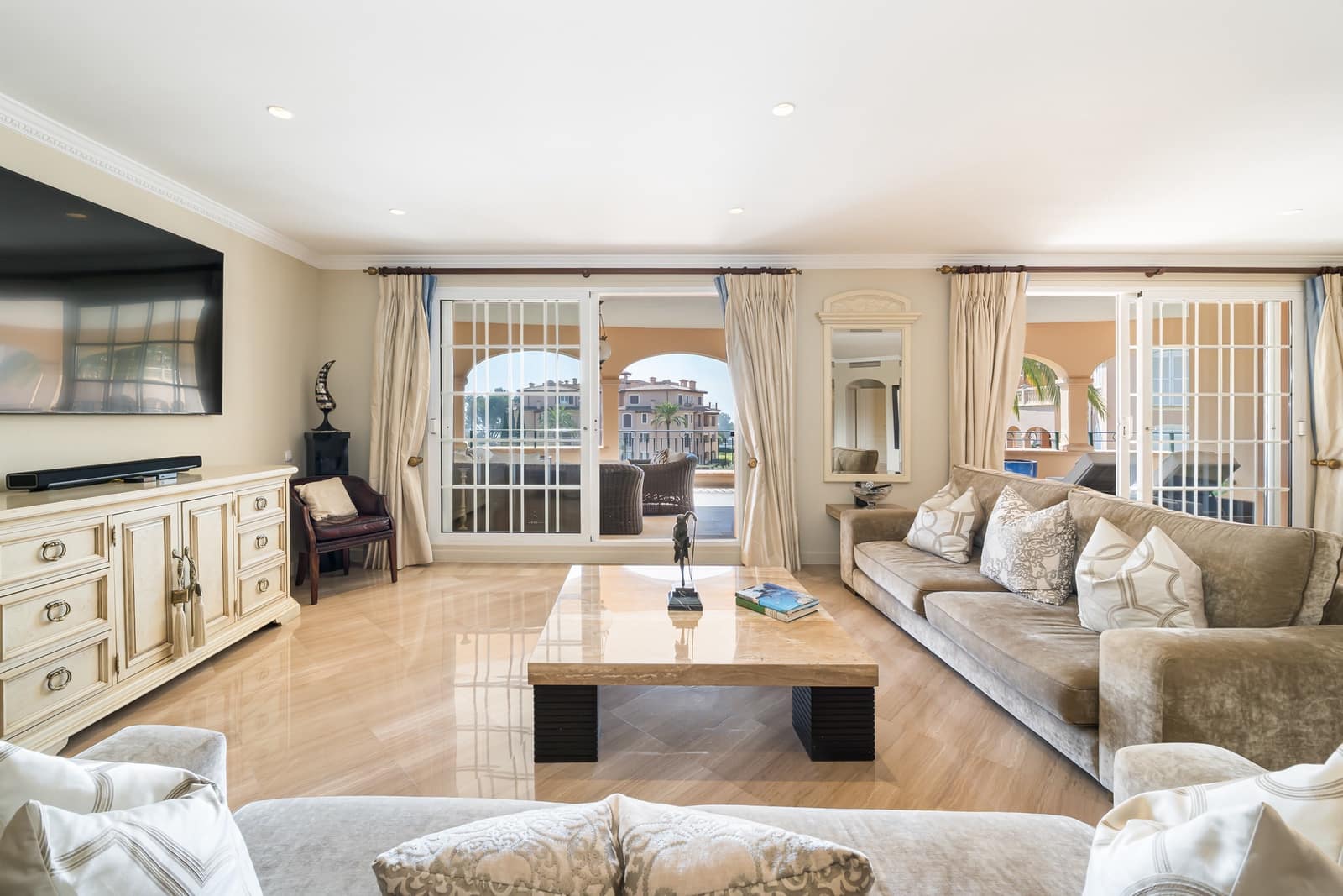 3 sypialnia Apartament na sprzedaż w Costa d'en Blanes - 5 200 000 € (Ref: 9698075)