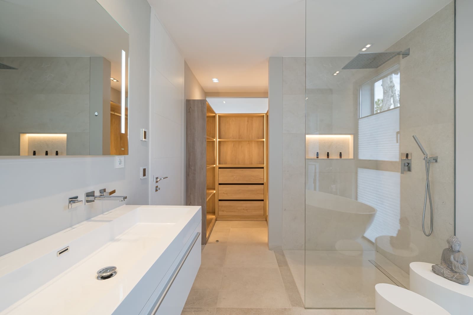 4 bedroom Villa for sale in Santa Ponsa with pool - € 6,500,000 (Ref: 9701397)