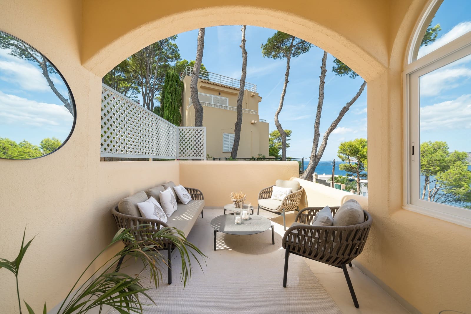 2 bedroom Townhouse for sale in Santa Ponsa with pool garage - € 1,850,000 (Ref: 9763562)