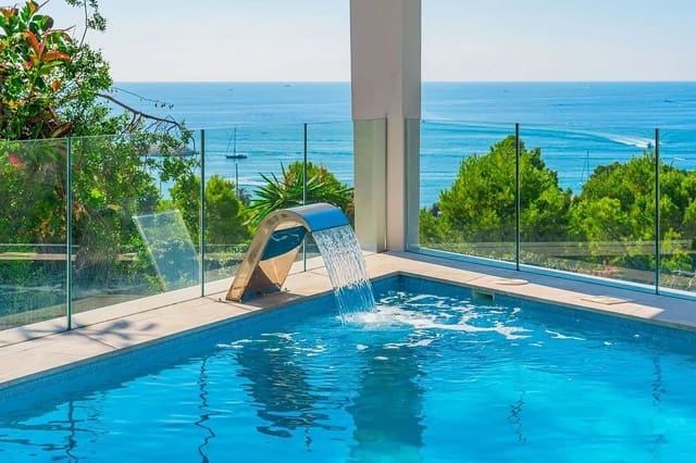 4 makuuhuone Huvila myytävänä paikassa Costa d'en Blanes, Calvià mukana uima-altaan 
autotalli - 4 250 000 € (Ref: 9763563)