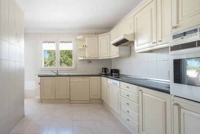 3 Zimmer Villa zu verkaufen in Santa Ponsa, Calvià mit Pool Garage - 1.750.000 € (Ref: 9822443)