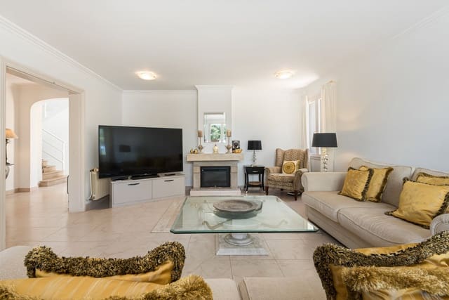3 Zimmer Villa zu verkaufen in Santa Ponsa, Calvià mit Pool Garage - 1.750.000 € (Ref: 9822443)