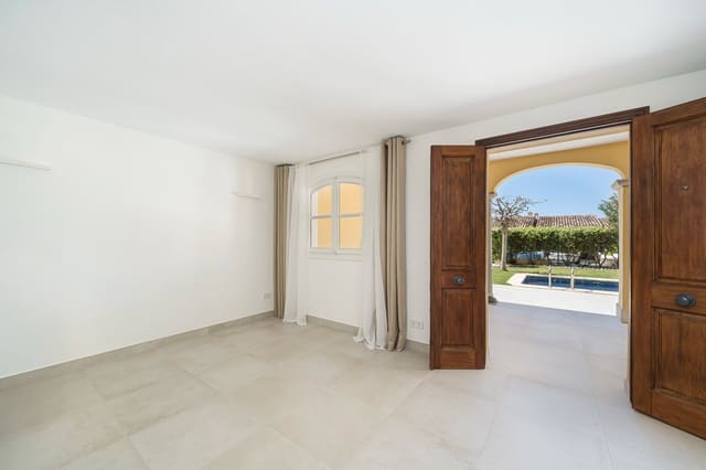 2 sypialnia Dom na sprzedaż w Santa Ponsa, Calvià z basenem garażem - 1 695 000 € (Ref: 9830862)