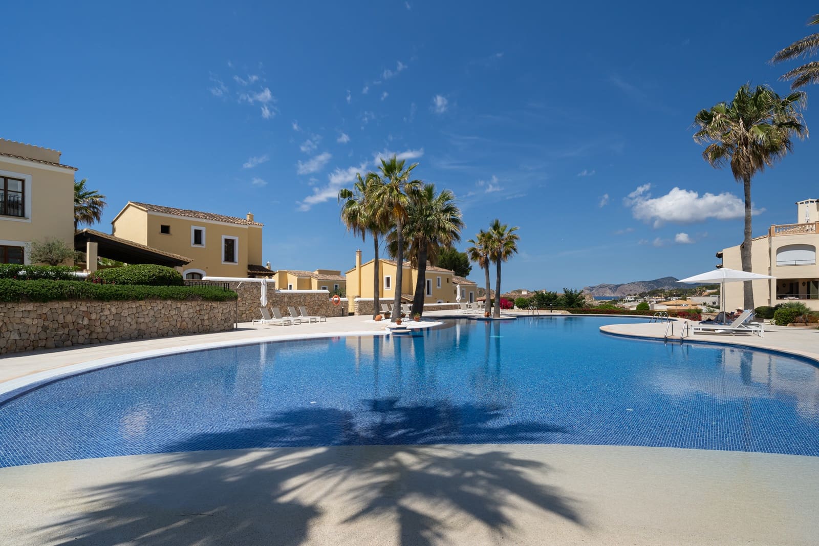 2 quarto Casa em Banda para venda em Santa Ponsa com piscina - 1 695 000 € (Ref: 9830862)