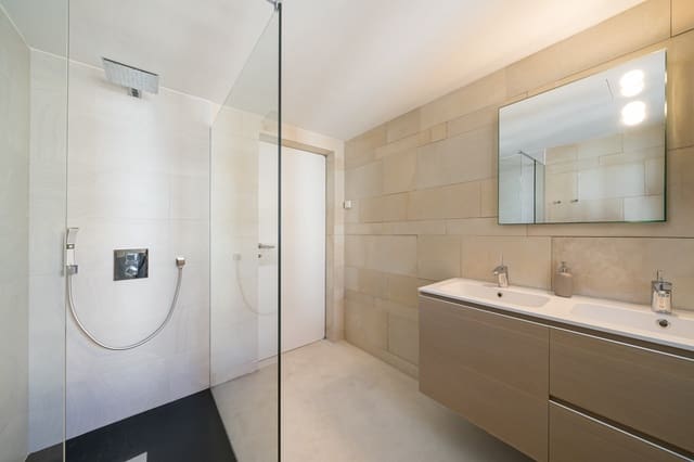 1 sypialnia Apartament na sprzedaż w Cala Mayor, Palma de Mallorca - 595 000 € (Ref: 9857606)