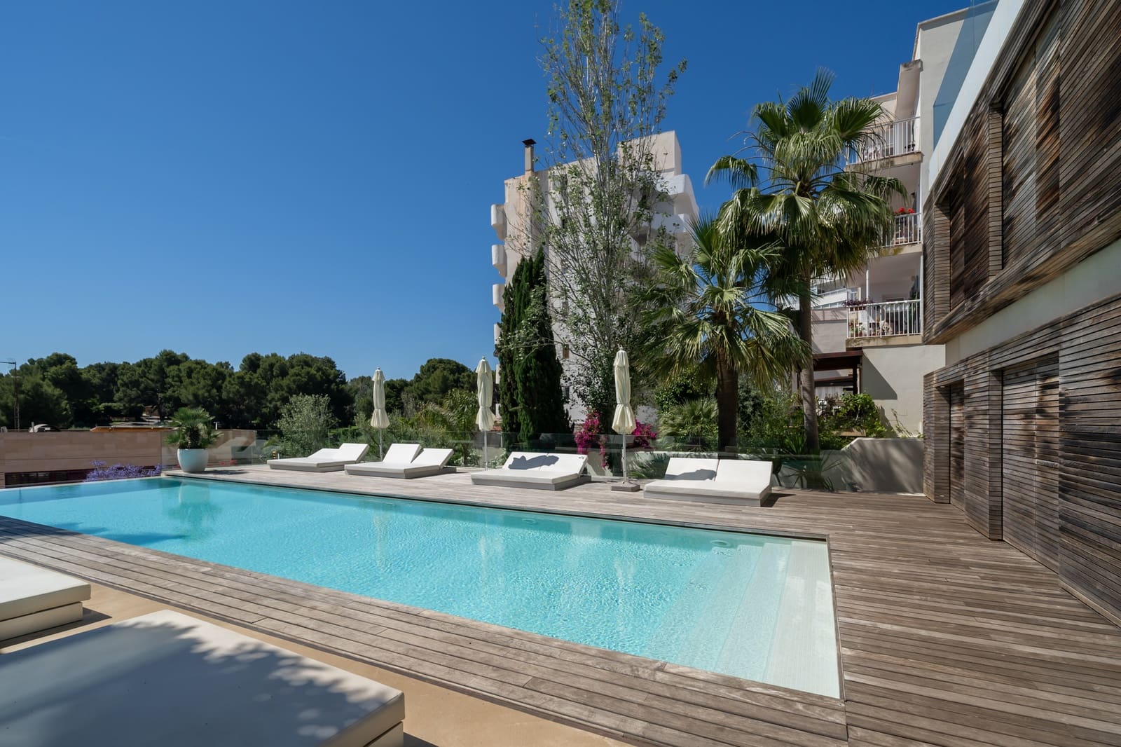 1 soveværelse Lejlighed til salg i Cala Mayor med swimmingpool - € 595.000 (Ref: 9857606)