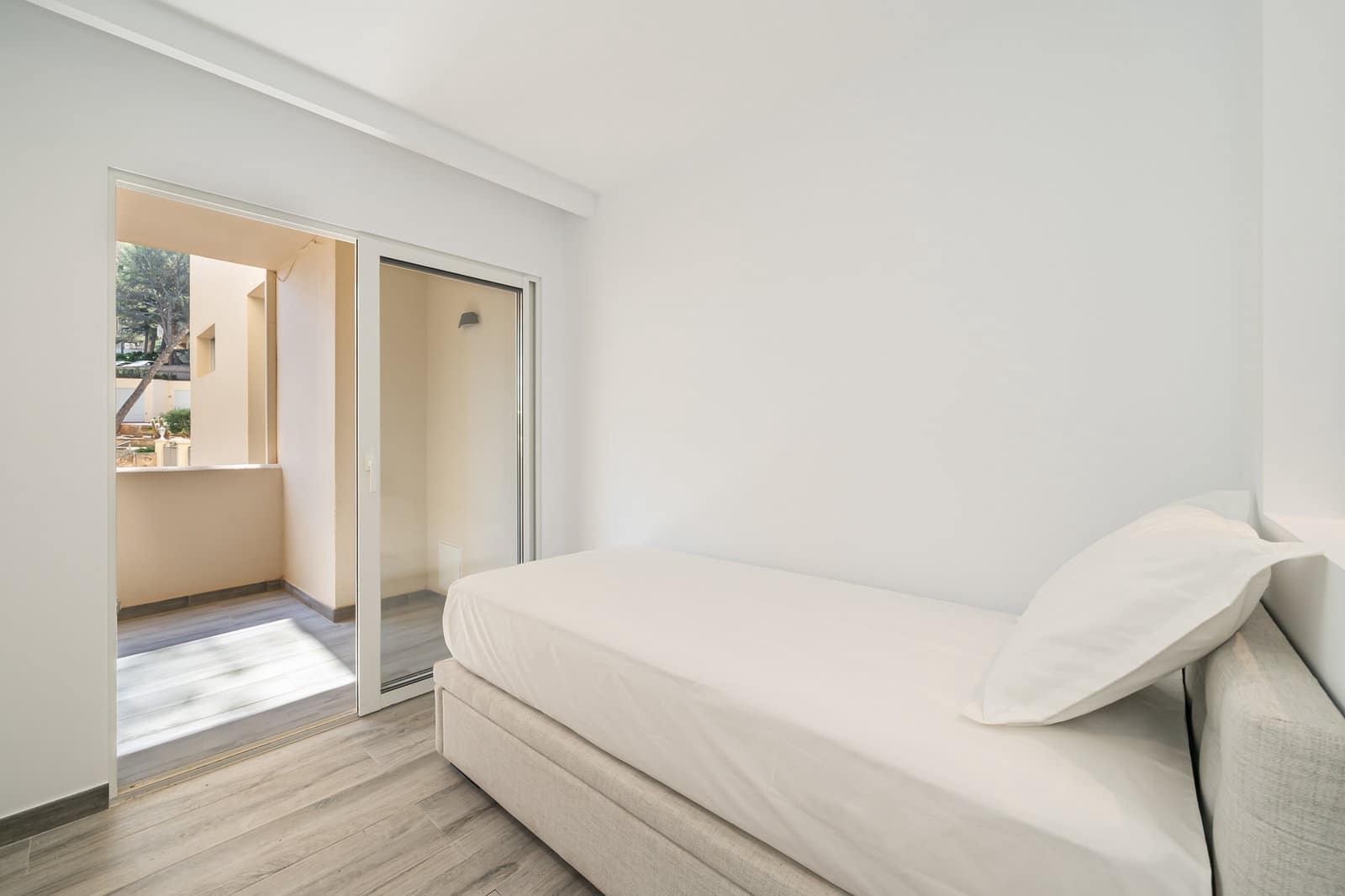 3 bedroom Apartment for sale in Costa de la Calma with pool garage - € 1,350,000 (Ref: 9864740)
