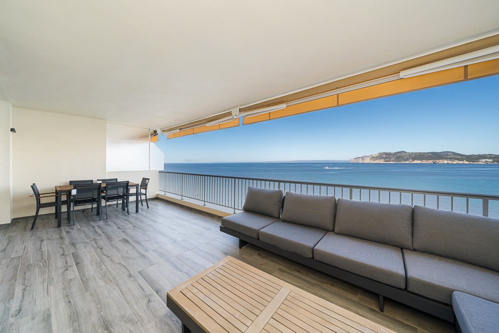 3 bedroom Apartment for sale in Costa de la Calma with pool garage - € 1,350,000 (Ref: 9864740)