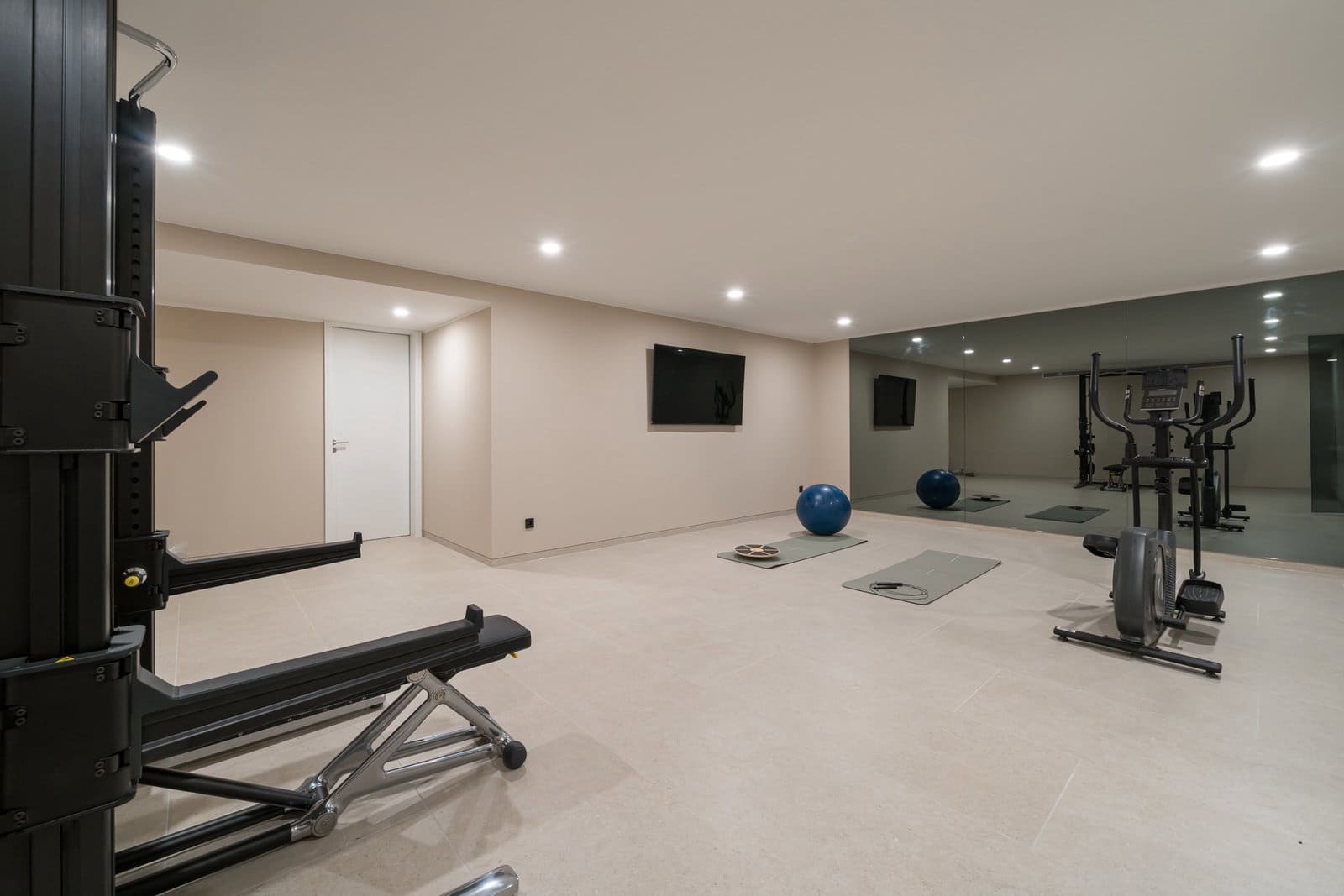7 bedroom Villa for sale in Portals Nous with pool garage - € 11,450,000 (Ref: 9864742)