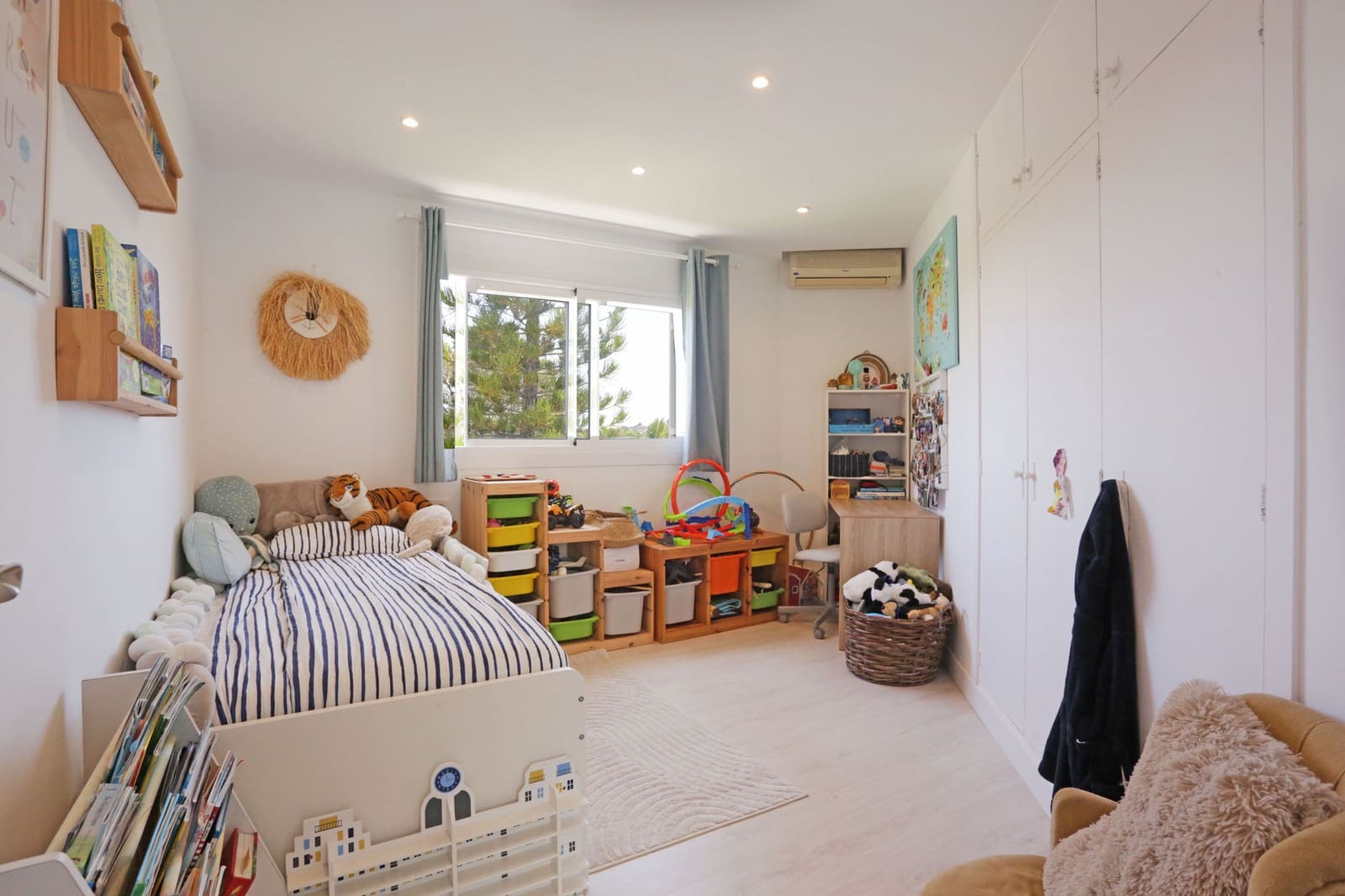 4 soveværelse Byhus til salg i Santa Ponsa - € 1.150.000 (Ref: 9875859)