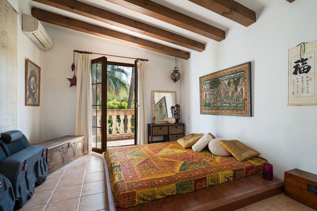 3 Zimmer Villa zu verkaufen in Santa Ponsa, Calvià mit Pool Garage - 1.250.000 € (Ref: 9884331)