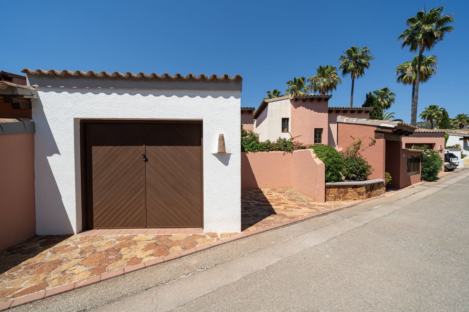 3 Zimmer Villa zu verkaufen in Santa Ponsa mit Pool Garage - 1.250.000 € (Ref: 9884331)