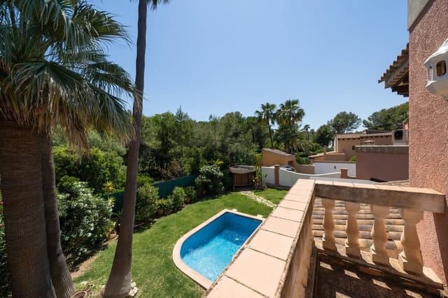 3 Zimmer Villa zu verkaufen in Santa Ponsa, Calvià mit Pool Garage - 1.250.000 € (Ref: 9884331)