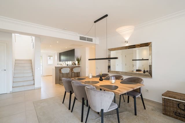 3 sypialnia Apartament na sprzedaż w Santa Ponsa, Calvià z basenem garażem - 2 700 000 € (Ref: 9884332)