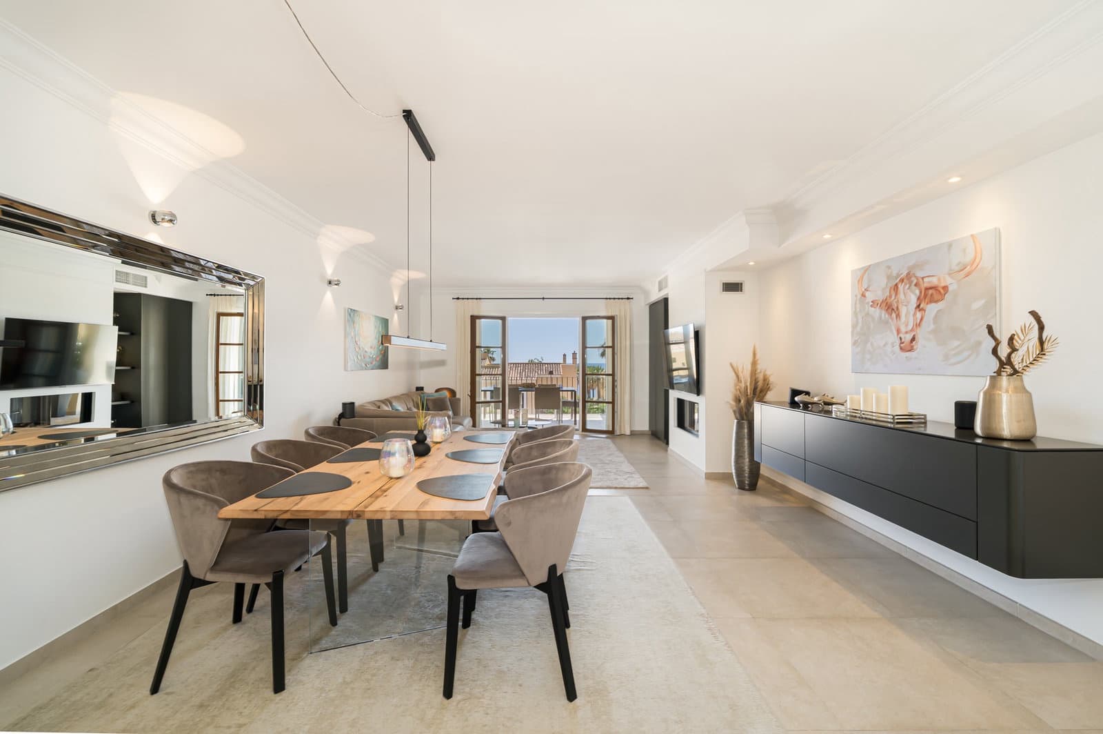 3 sypialnia Apartament na sprzedaż w Santa Ponsa z basenem garażem - 2 700 000 € (Ref: 9884332)
