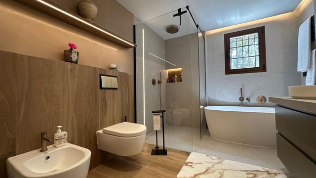3 sovrum Lägenhet att hyra i Santa Ponsa, Calvià med pool - 4 500 € (Ref: 9896581)