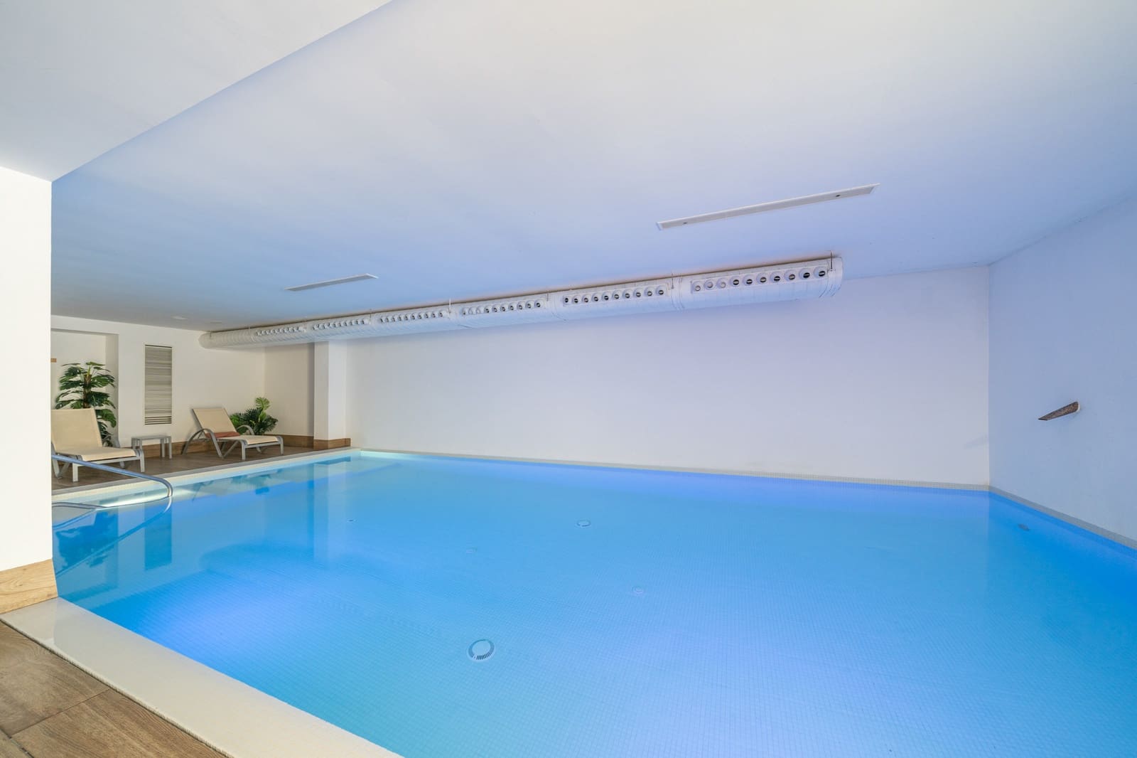 3 bedroom Apartment for rent in Palma de Mallorca with pool garage - € 4,200 (Ref: 9901618)