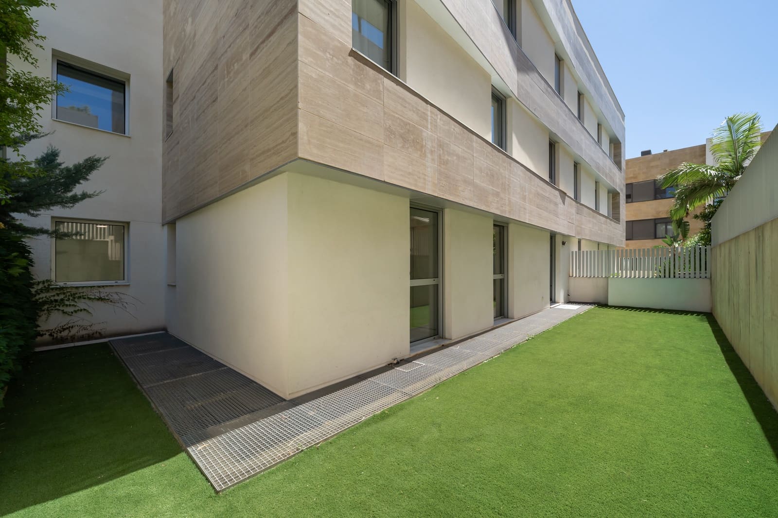 3 bedroom Apartment for rent in Palma de Mallorca with pool garage - € 4,200 (Ref: 9901618)