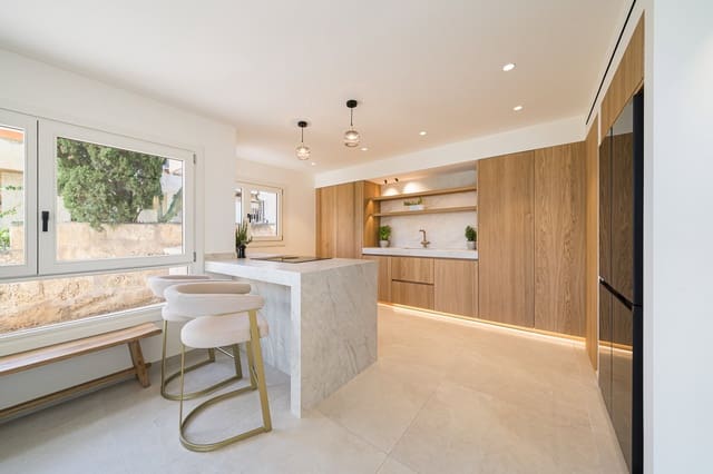 3 Zimmer Apartment zu verkaufen in La Seu, Palma de Mallorca mit Pool Garage - 1.590.000 € (Ref: 9952304)