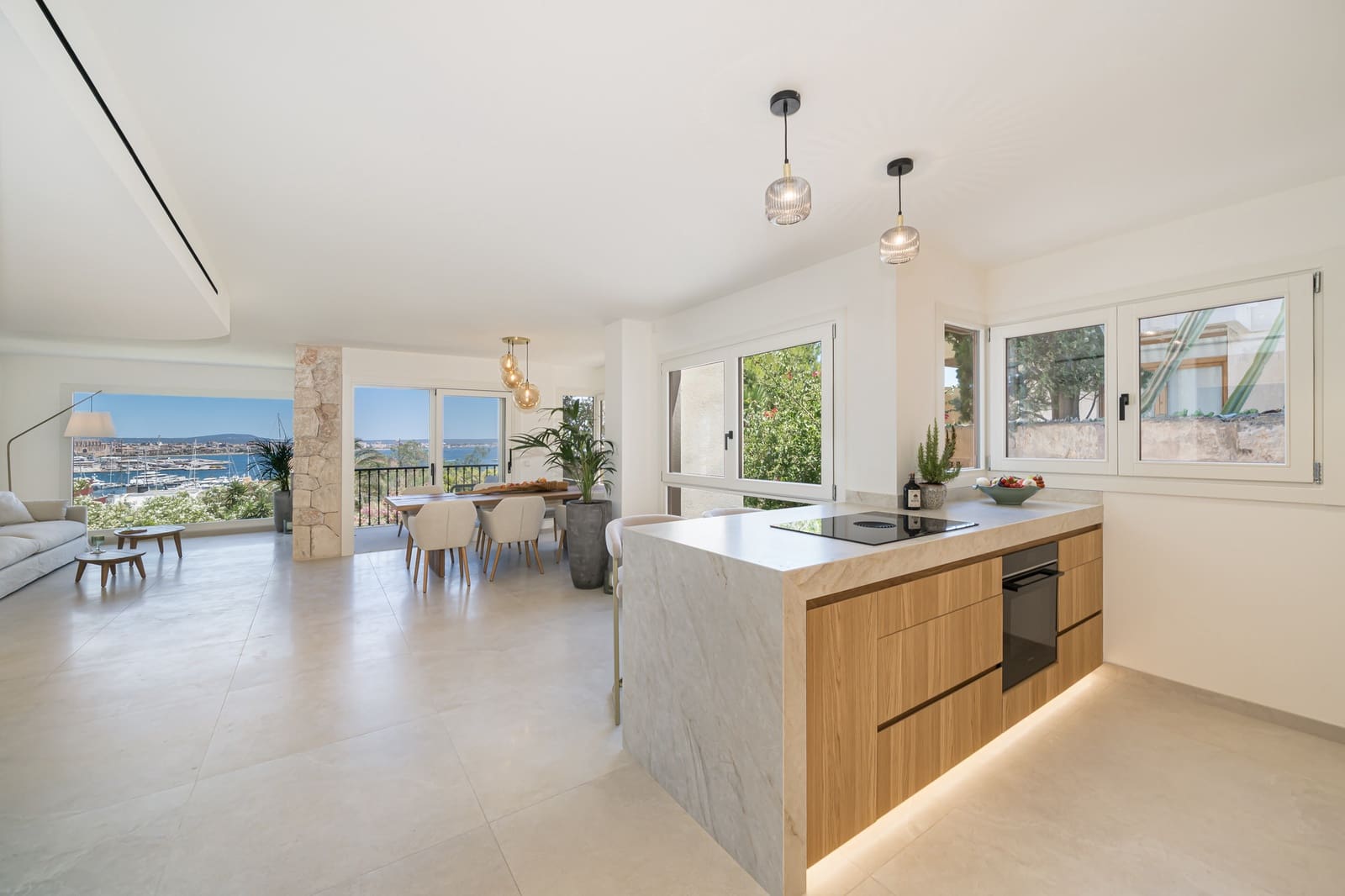 3 bedroom Flat for sale in Palma de Mallorca - € 1,590,000 (Ref: 9952304)
