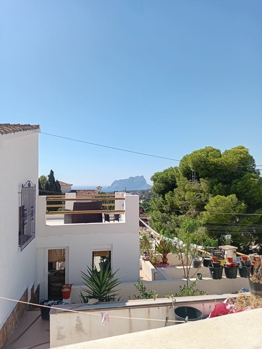 7 bedroom Villa for sale in Benissa with pool garage - € 880,000 (Ref: 10106547)